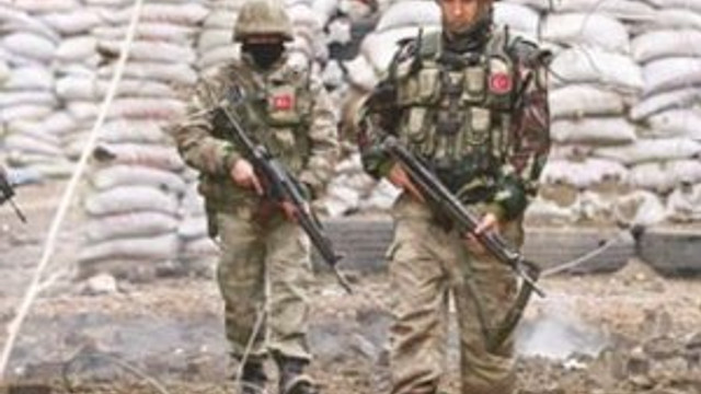 Karakola sızmaya çalışan PKK'lılar bozguna uğradı