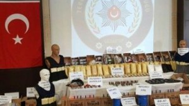 IŞİD operasyonunda ele geçirilenler dehşete düşürdü