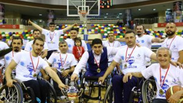 Bağcılarlı engelli basketbolcular Süper Lig’de