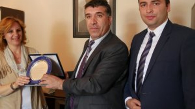 Makedonyalı öğrencilerden anlamlı ziyaret