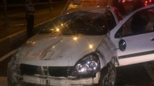 Alkollü polis aracıyla takla attı !