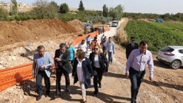 350 köyün yoluna müdahale