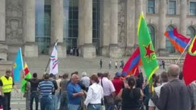 Sözde 'soykırım' kararına destek verdiler !