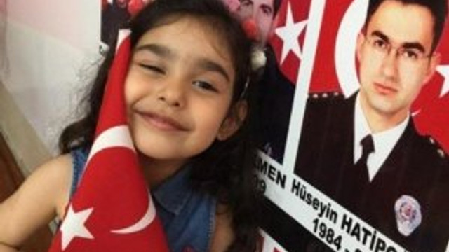 Şehit babasını görevde biliyor