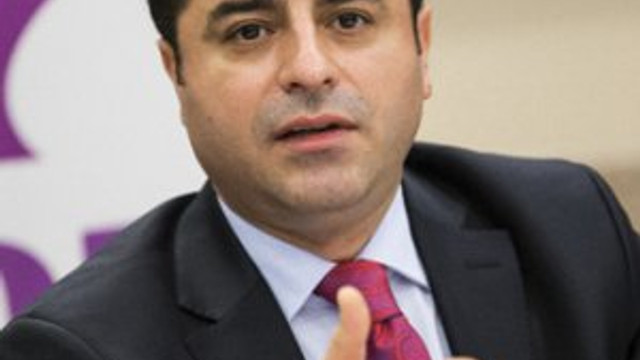 Demirtaş'tan çağrı: 4 lider bir araya gelelim