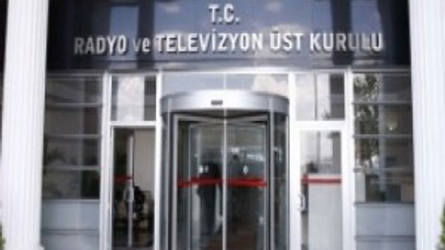RTÜK'te 'iktidar dalkavuğu' kavgası !