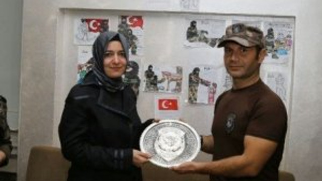 Özel Harekat'a duygulandıran mektuplar