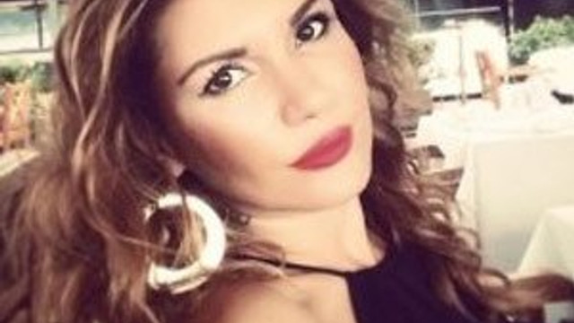 Ünlü şarkıcı albüm için dua etti