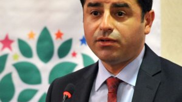 Demirtaş: ''MİT'in silahları PYD'ye satılıyor''