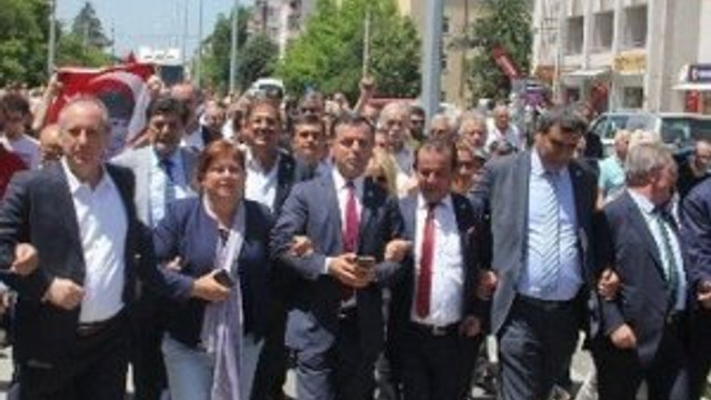 Bolu valisinden 30 CHP'li vekile şok !