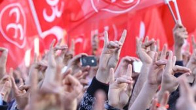 MHP'de o isimde istifa etti !