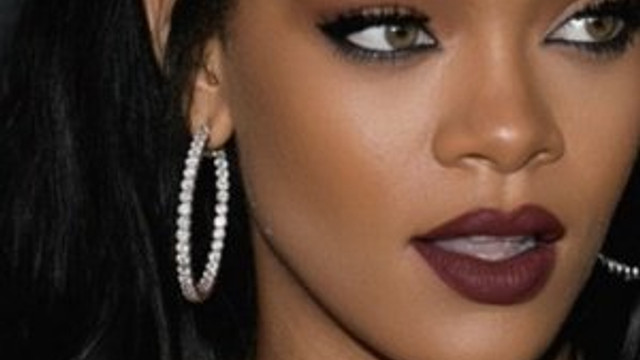 Rihanna'ya büyük şok !