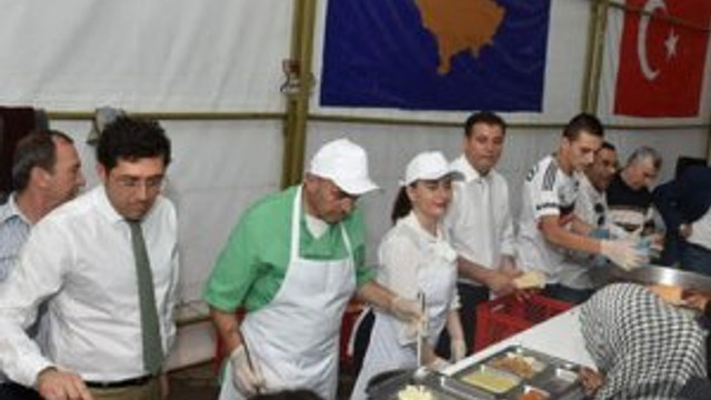 Beşiktaş Belediyesi'nden Kosova'da iftar çadırı