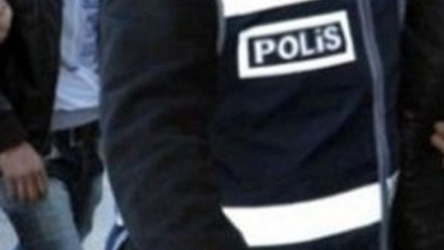 İstanbul'da 9 polis tutuklandı