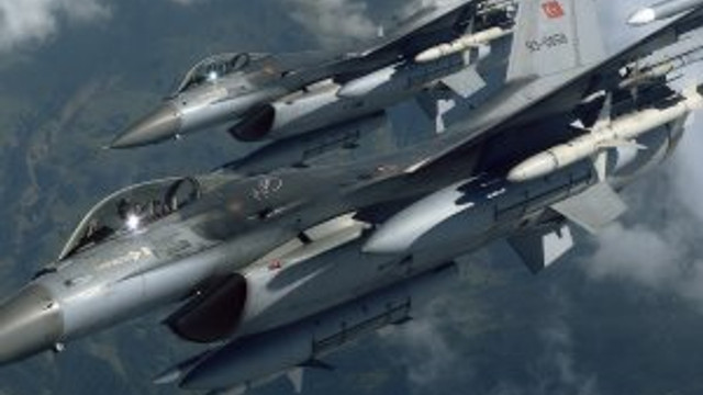 Ankara'da F-16’lar peş peşe havalandı !