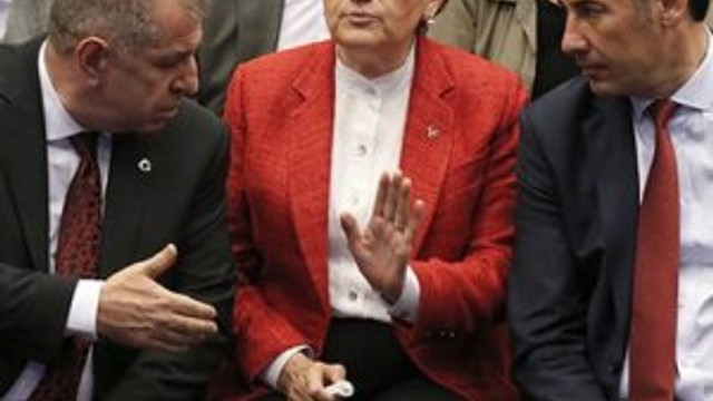 MHP'de dengeler değişecek ! Meral Akşener disipline gidiyor