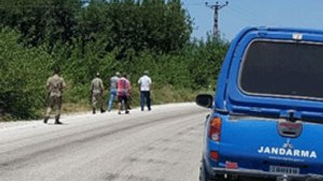 Köylüler silahlanıp terörist avına çıktı