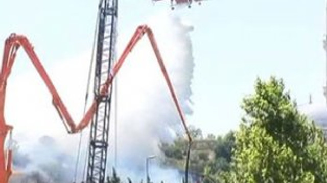 İstanbul'da askeri bölge yanında yangın !