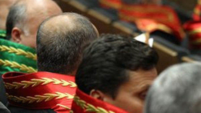 2.745 hakim ve savcıya gözaltı