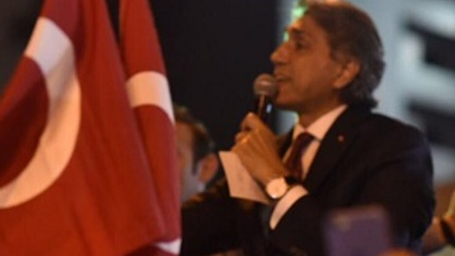 Mustafa Demir halkla birlikte darbeye karşı sokaklarda !