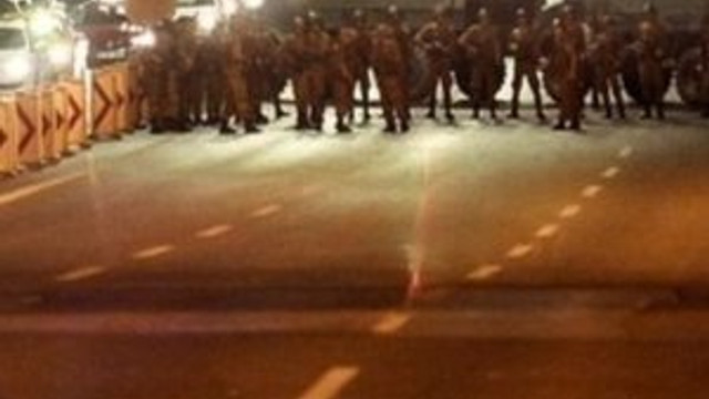 '04.00 gibi yönetime el koyacağız'