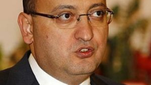 Yalçın Akdoğan: Tehlike daha geçmedi