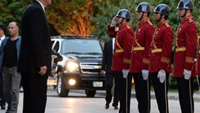 Erdoğan'ı Meclis'te polis karşıladı !