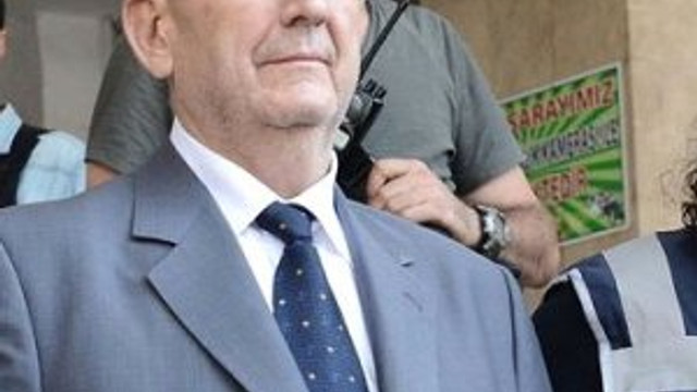 Darbeci generaller Düzce'ye nakledildi
