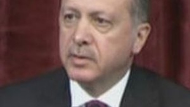 Cumhurbaşkanı Erdoğan ve Başbakan Yıldırım ağladı