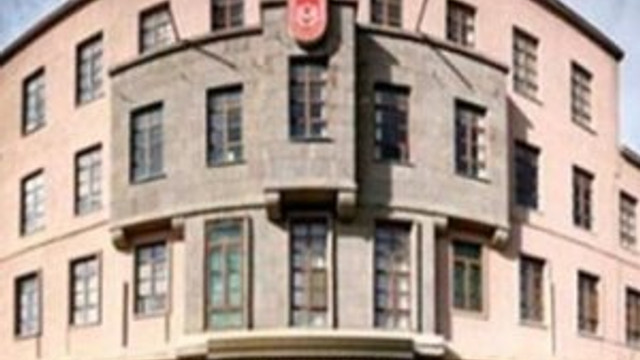 Kuvvet Komutanlıkları o bakanlığa bağlandı