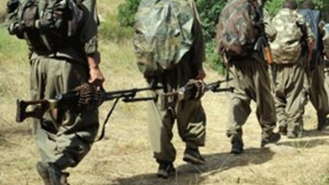 FETÖ'cüler PYD'ye sığındı !