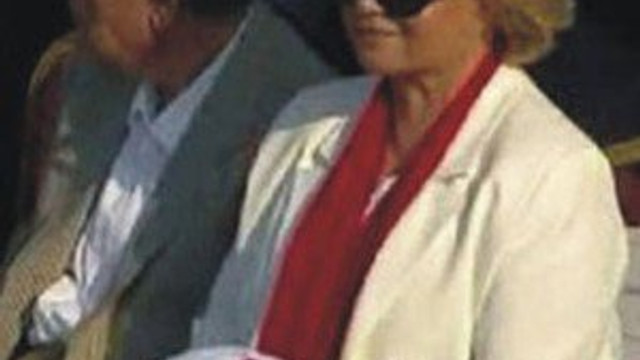 Miting alanında sürpriz isim !