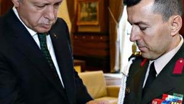 Erdoğan'ın başyaveri Başbakan'ı da sormuş !