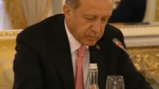 ERDOĞAN'DAN RUSYA'DA ÖNEMLİ AÇIKLAMALAR