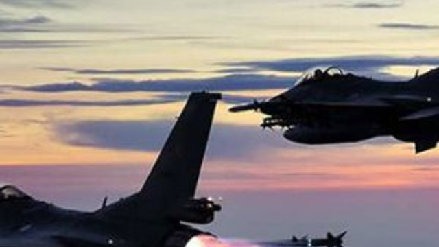 Kuzey Irak'ta PKK'ya bomba yağmuru