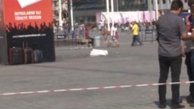 Taksim'de bomba alarmı ! Yürekler ağza geldi...