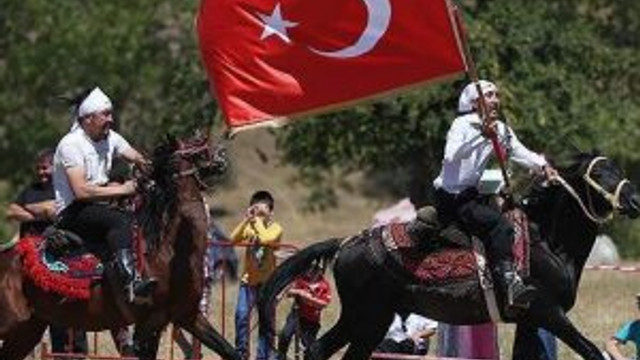 Orta Asya’dan Anadolu’ya; Geleneksel Sporlar Yeniden Can Buluyor!