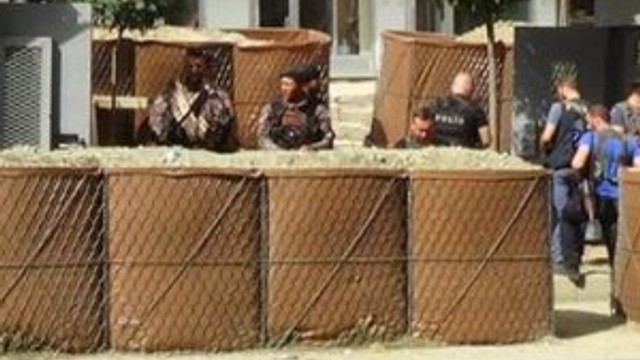 Şemdinli'de hain saldırı sonrası çatışma sürüyor