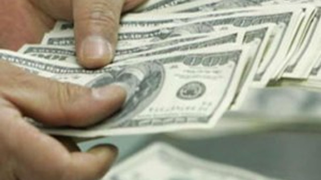 Fitch kararı öncesi dolar güne nasıl başladı ?
