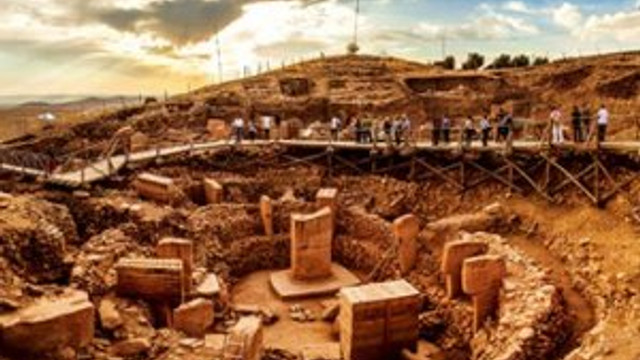 FETÖ'den gözaltına alınan müze müdürü halkla ilişkiler mezunu çıktı