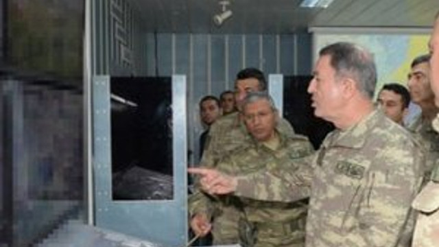Komutanlar Karargah'ta