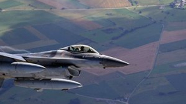 YPG hem havadan hem de karadan vuruldu !
