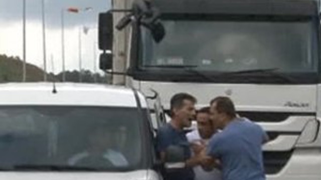 Yavuz Selim'de ilk kavga, otoyolda ilk kaza