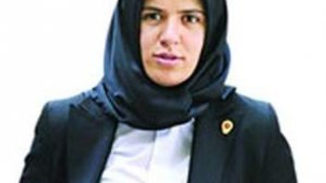 Saray'ın türbanlı koruması