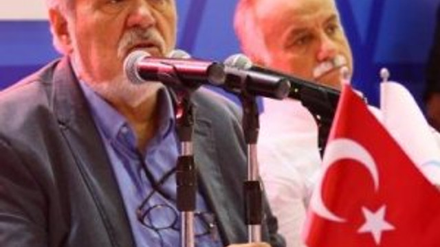 Ortaylı: ''Bu adam belki bir Humeyni olmak istiyor''