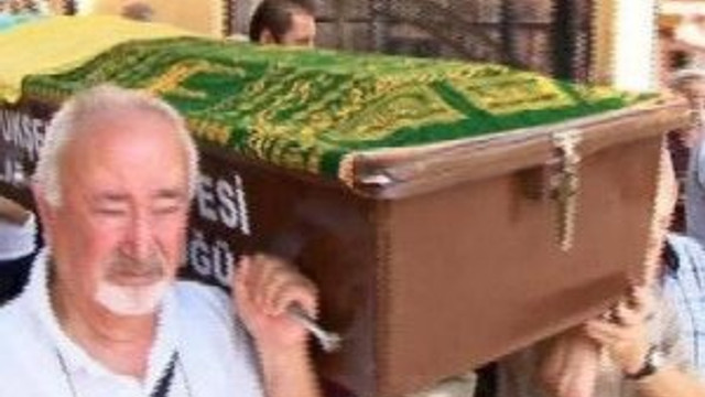 62 Yil Sonra Esinin Yanina Defnedildi Guncel