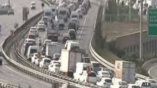 Bayram öncesi trafik yoğunluğu
