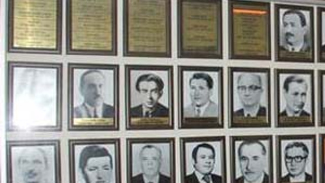 O Emniyet müdürlerinin fotoğrafları kaldırıldı