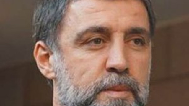 Hakan Şükür'e arsa çalımı !