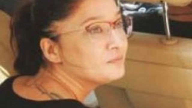 Nurgül Yeşilçay saçlarını kaybediyor